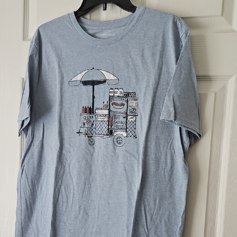 Banana Republic Light Blue Graphic Tee